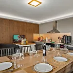 Calin - Business & Familles Apartment